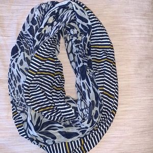 Super cute! Navy and white (with pops of marigold) infinity scarf.